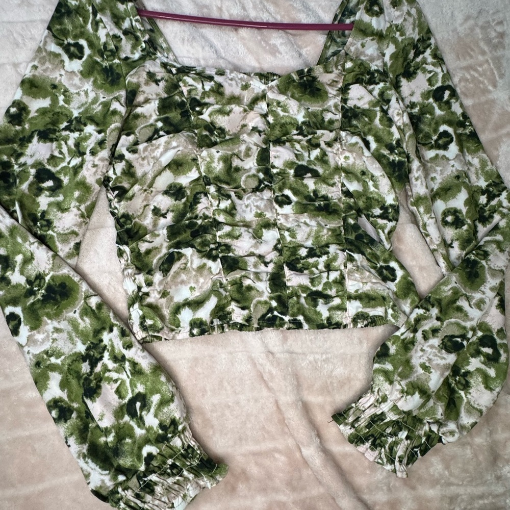 Open Edit Floral Green Women's Cropped Top with Long Sleeves Size M